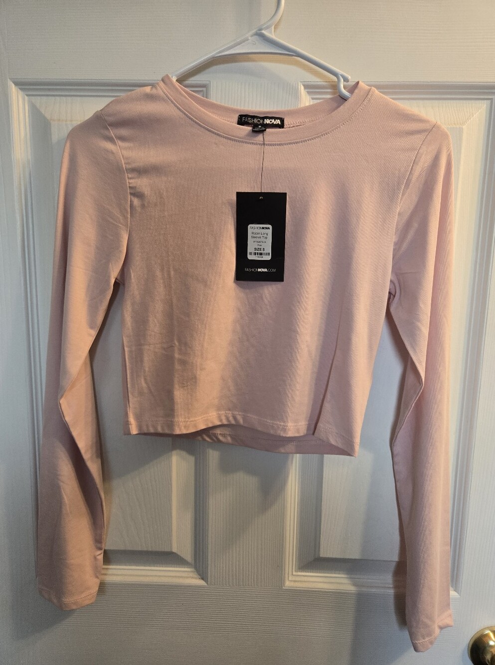 Fashion Nova Pink Robin Long Sleeve Crop Top NWT